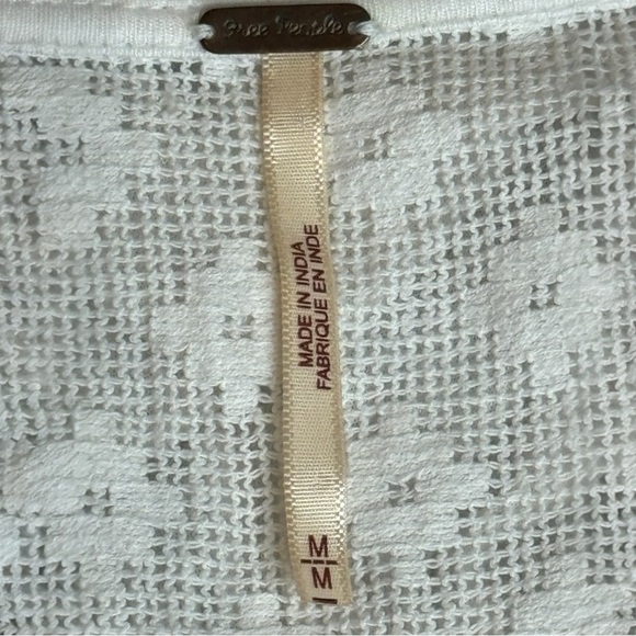 Free People Reckless Abandoned Embroidered White Sleeveless Boho Top Size Medium - Picture 5 of 7